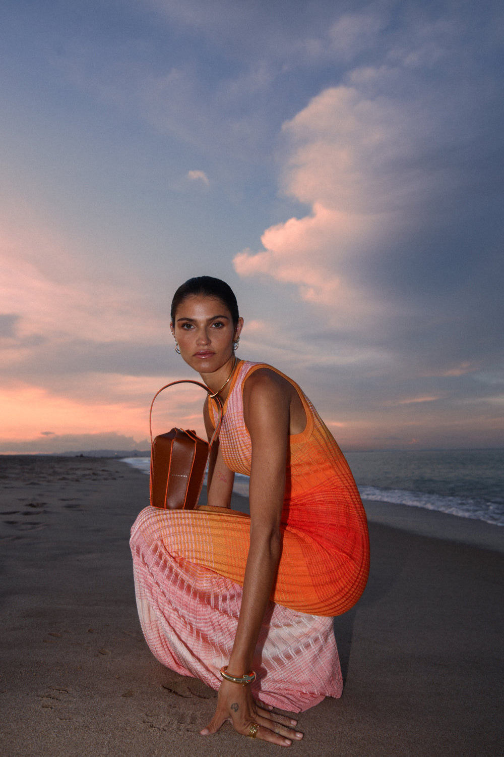 Hydra bucket bag in brown Leather handbag made in Spain Degabriel
