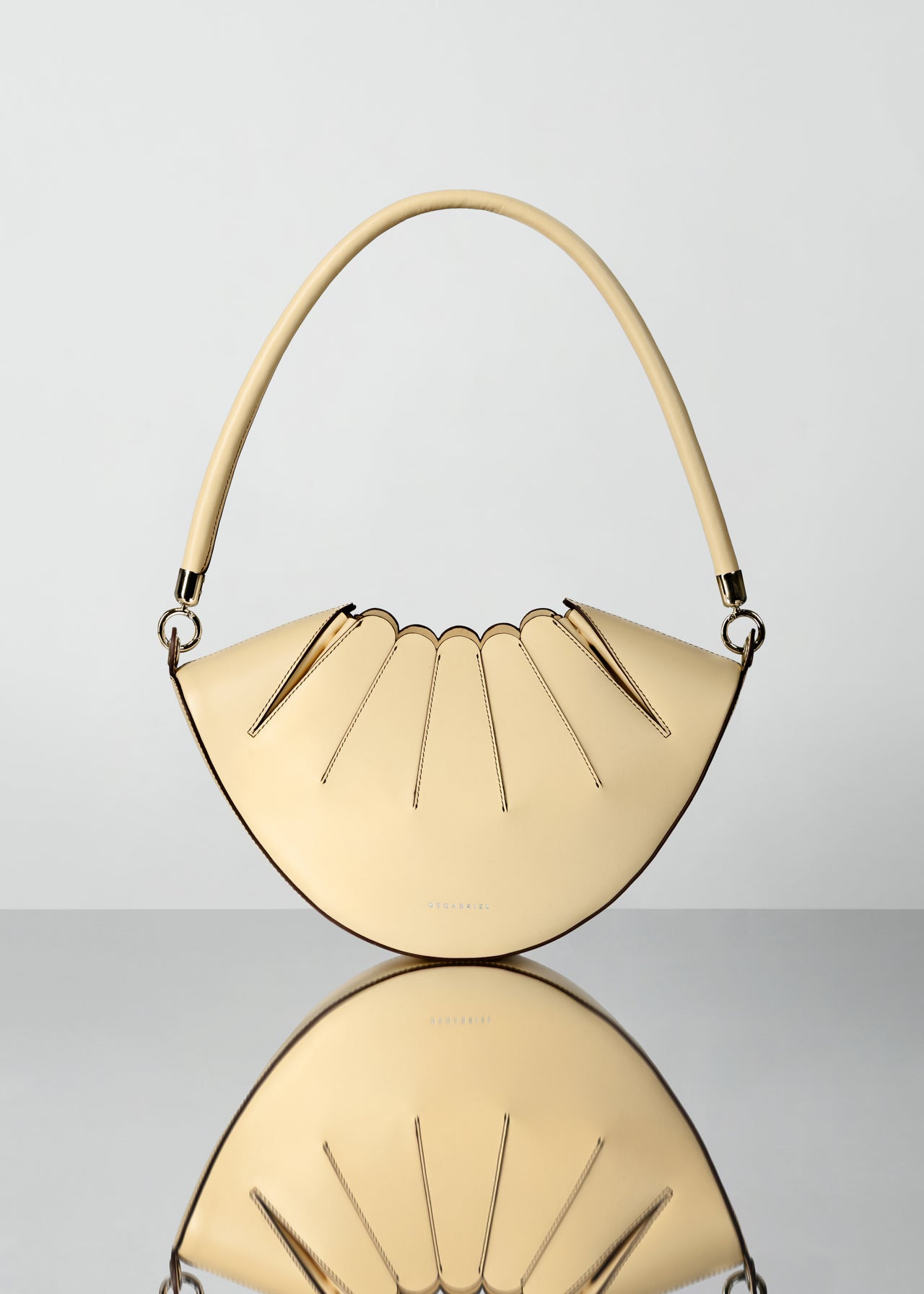 Shoulder Bag Pastel Yellow Leather Made in Spain Degabriel Âme Stelle