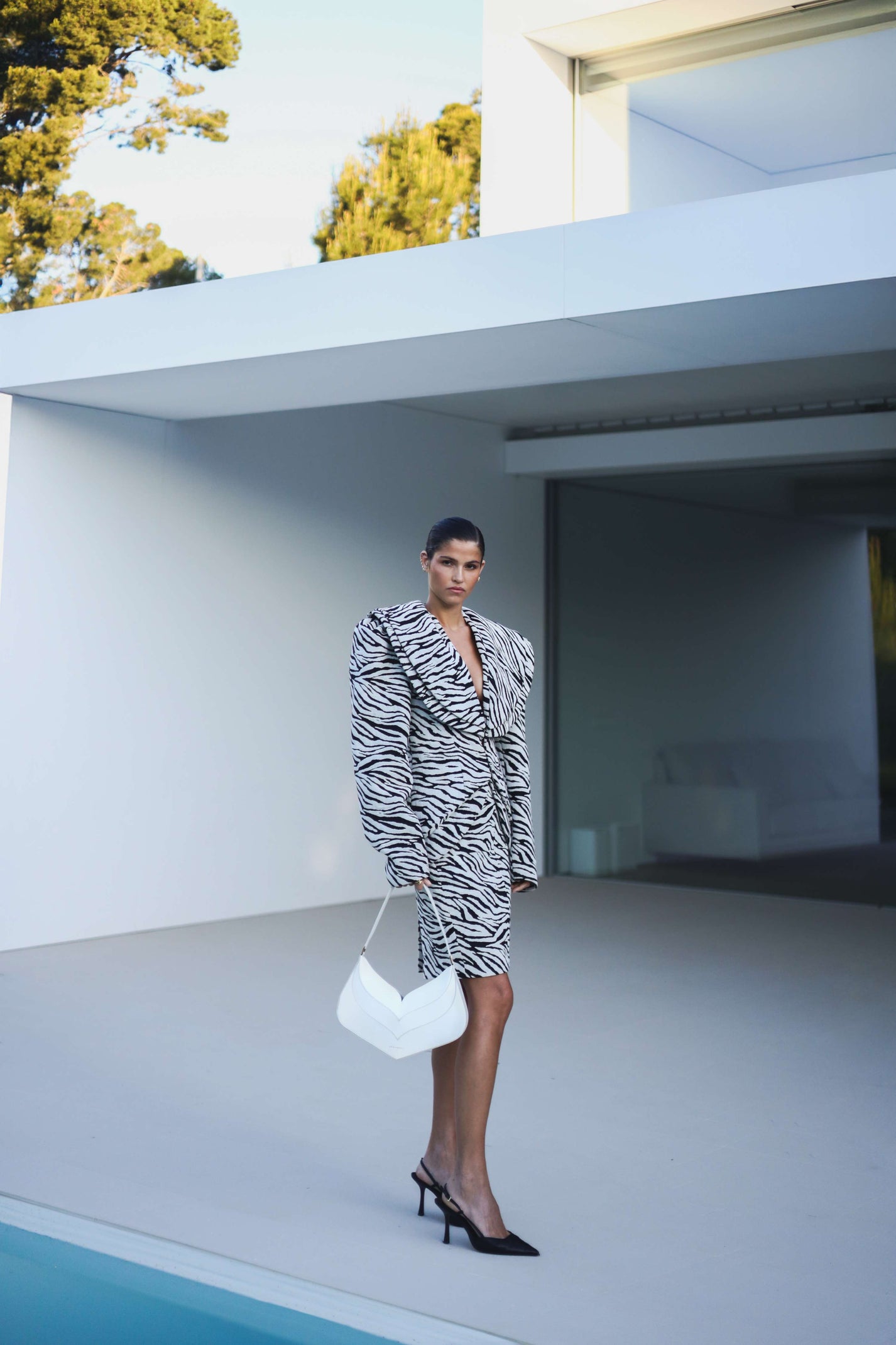 Venus Air White Shoulder Bag Leather Made in Spain