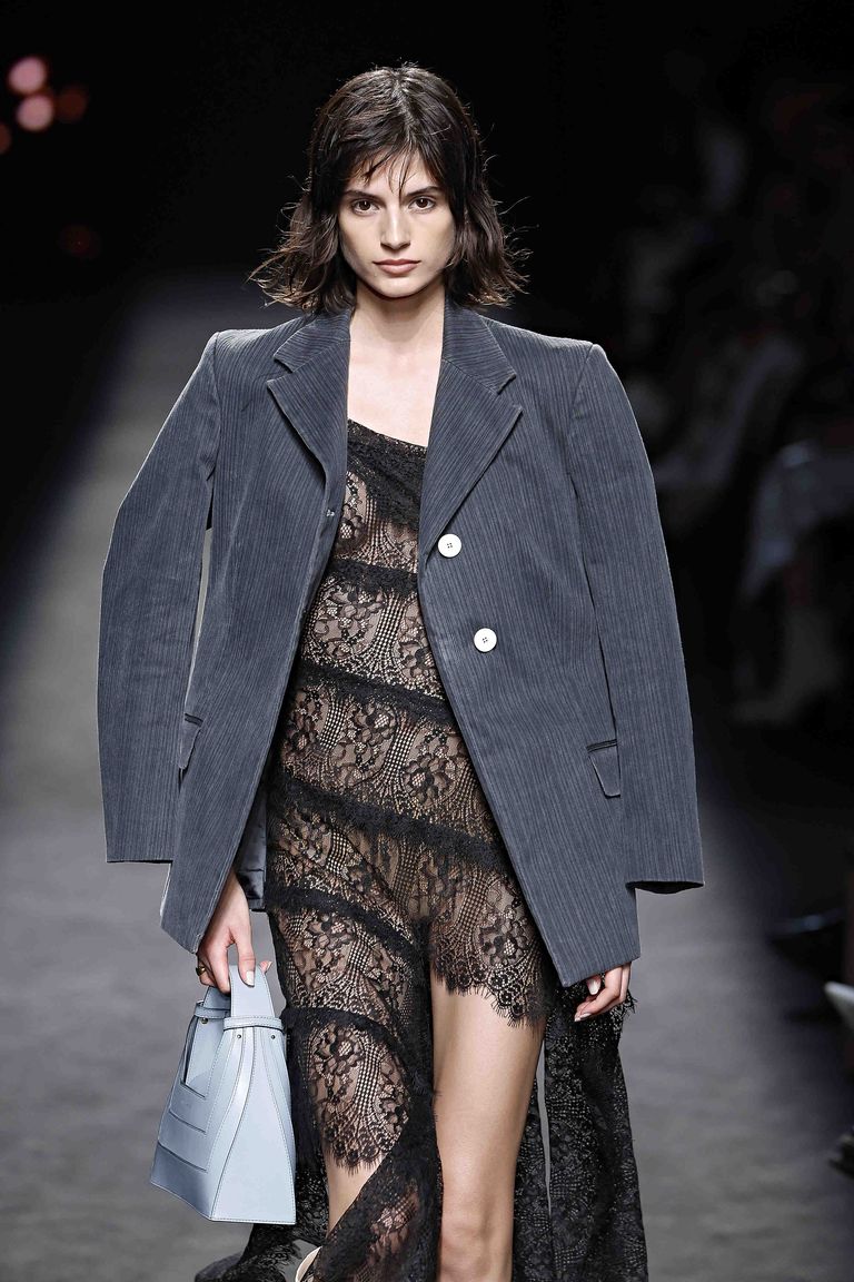 RUNWAY