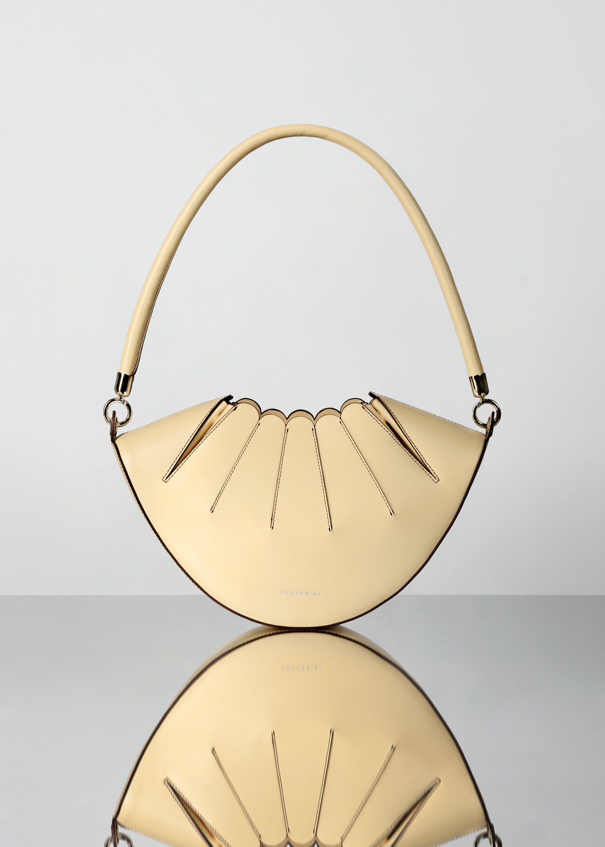 Shoulder Bag Pastel Yellow Leather Made in Spain Degabriel Âme Stelle 