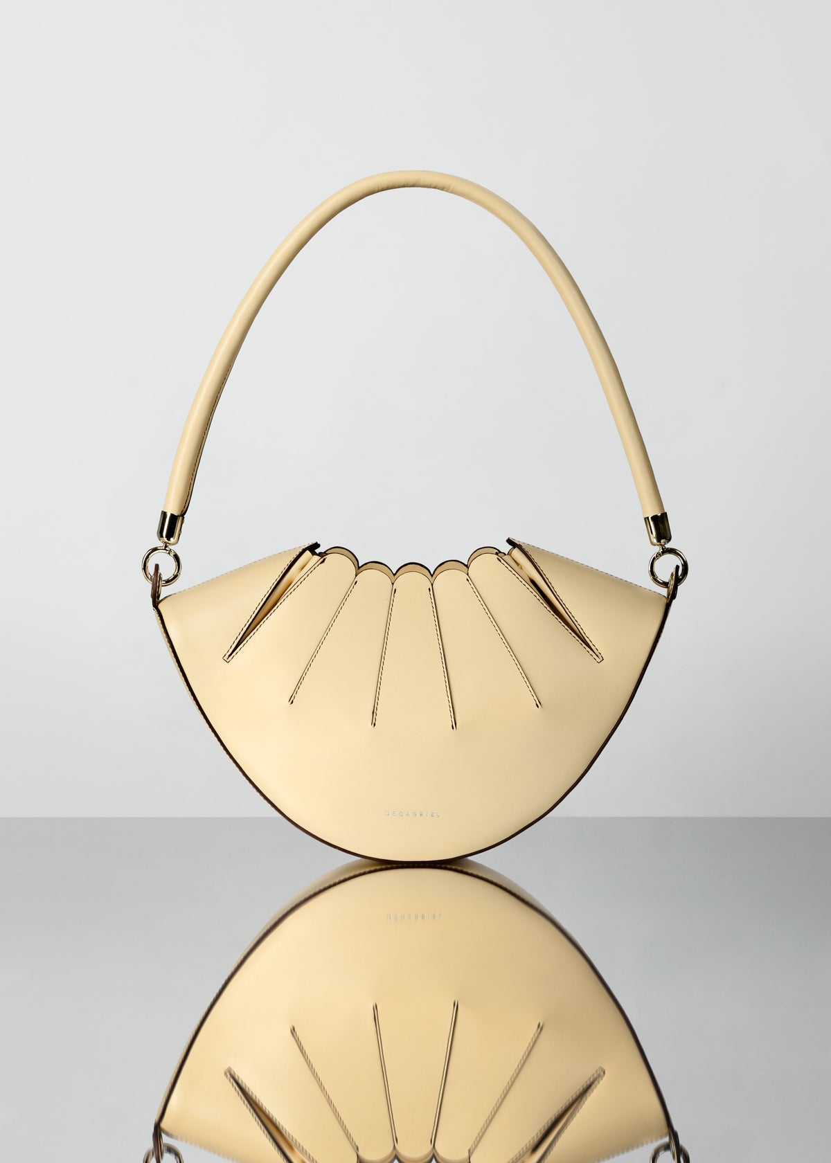 Shoulder Bag Pastel Yellow Leather Made in Spain Degabriel Âme Stelle 