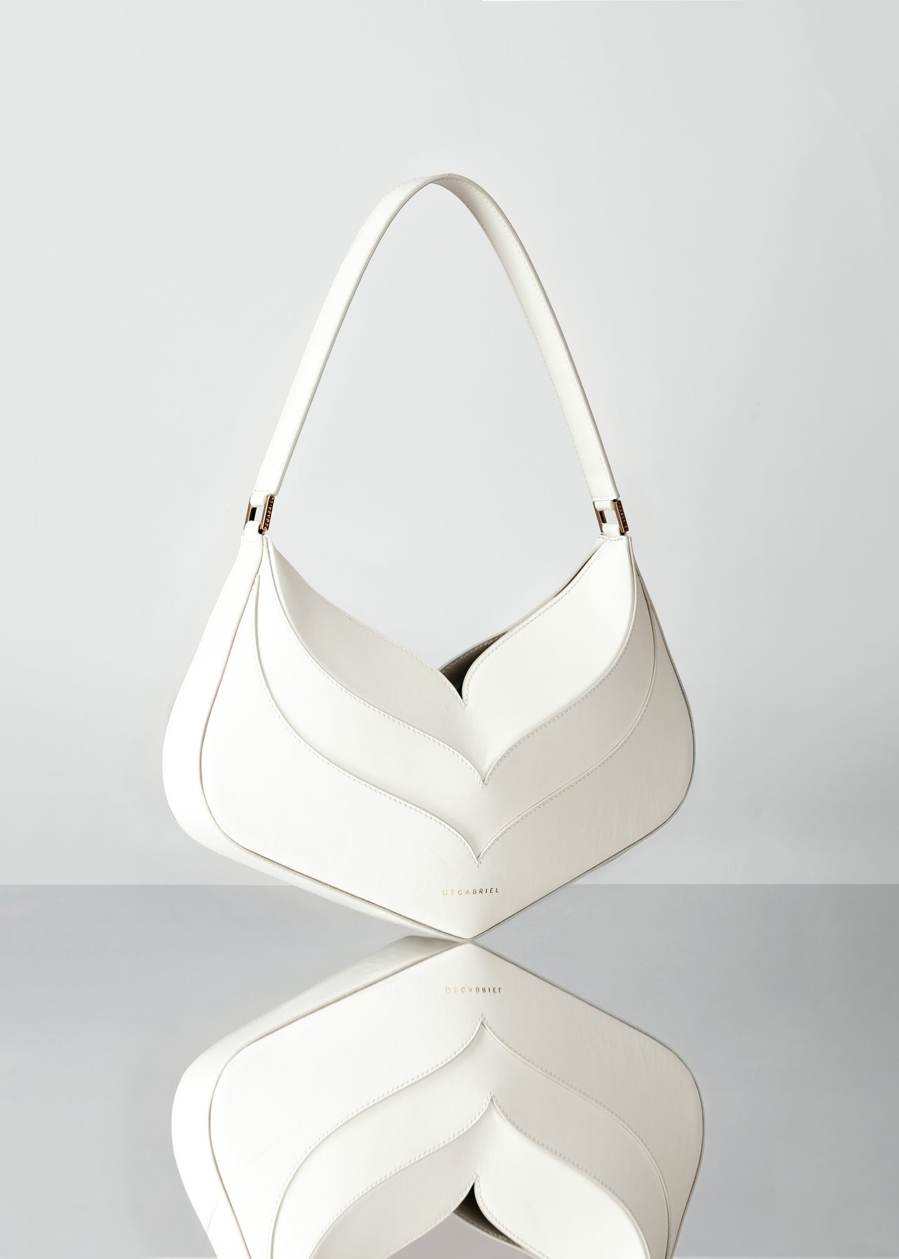 Venus Air White Shoulder Bag Leather Made in Spain